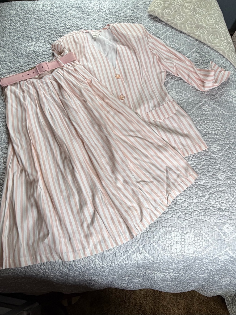 Bentley Vintage Striped Pink and White A-Line Women’s Skirt and Blazer Set.